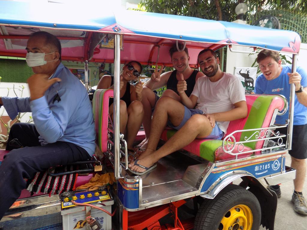 The Oasis Hostel (Adults Only) Bangkok Exterior foto